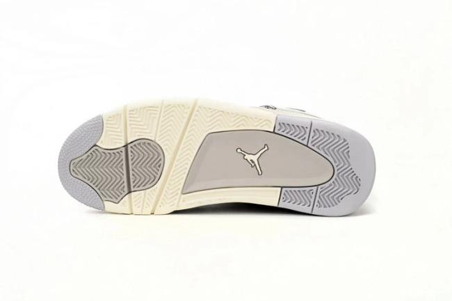MaikeSneakers 4 Jordan Air WMNS Frozen Moments AQ9129-001 0814
